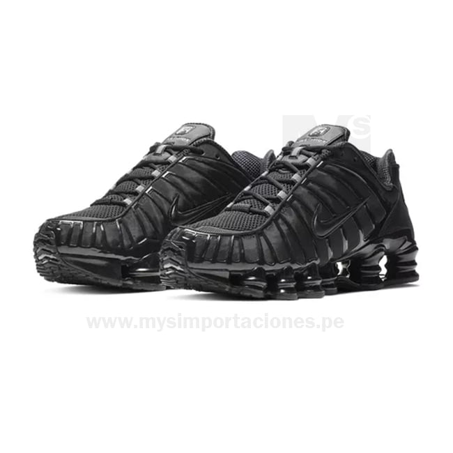 Nike Air Max Shox Triple Black