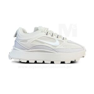 Nike Bailleli White M