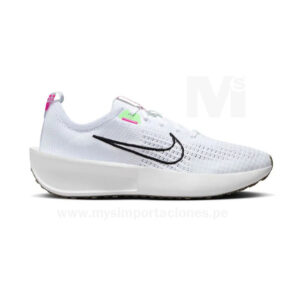 NIKE INTERACT RUN