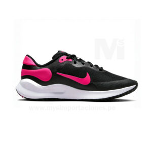 Nike Revolution 7