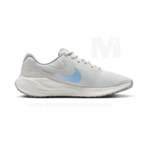 Nike Revolution 7