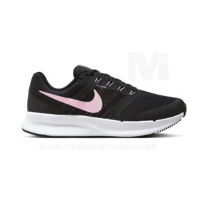 Nike Run Swift 3