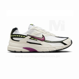 Nike Initiator