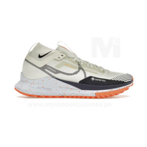NIKE PEGASUS TRAIL 4 GORO-TEX