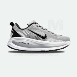 Nike Vomero 18