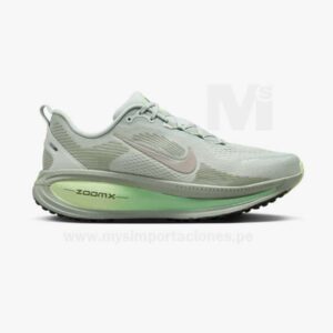 Nike Vomero 18