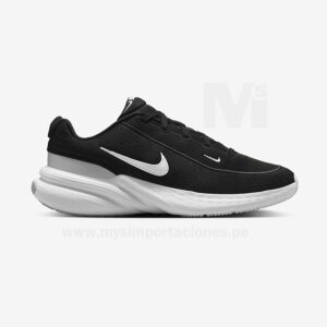 Nike Uplift Sc