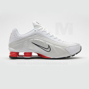Nike Shox R4